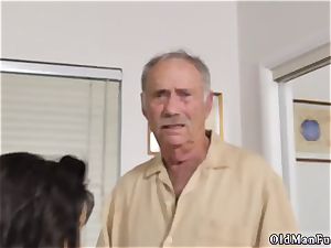 Call daddy and youthful teenager first-ever porno with aged stud Glenn concludes the job!