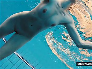 torrid massive boobed teenage Lera swimming in the pool